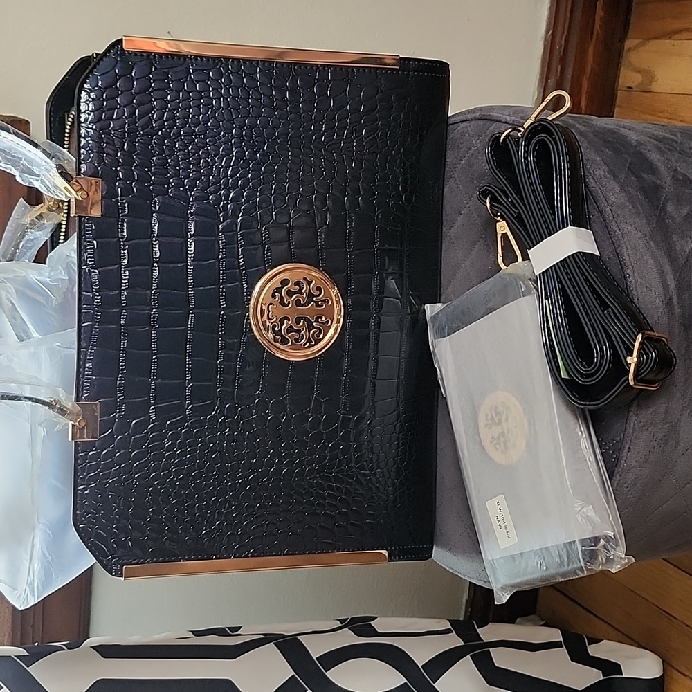 Handbag - Picture 5 of 7